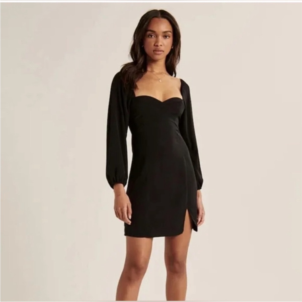 Abercrombie Sweetheart Neckline Mini Dress